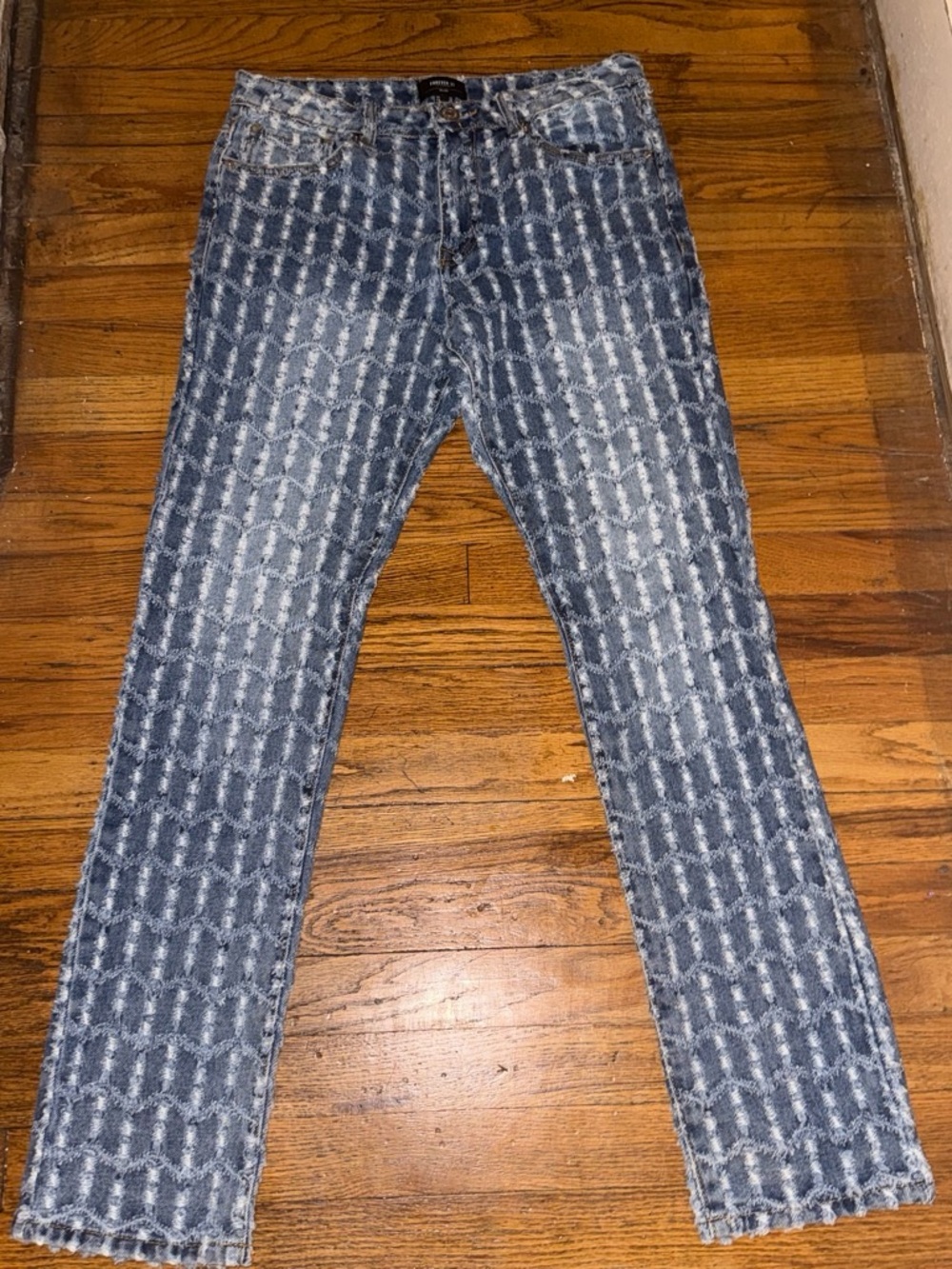 Forever 21 Men’s Blue Patterned Straight Leg Jeans